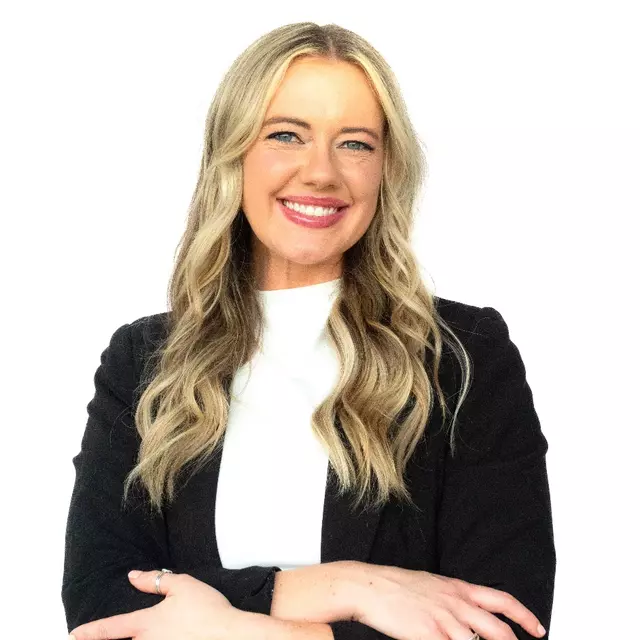 Headshot of Carson Campbell